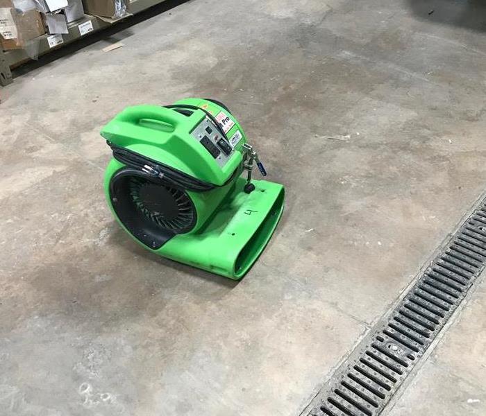 air mover for large ares of under carpets